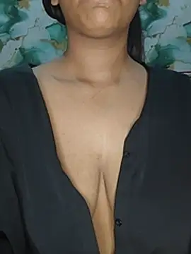 Cute-Ishita's Live XXX Chat