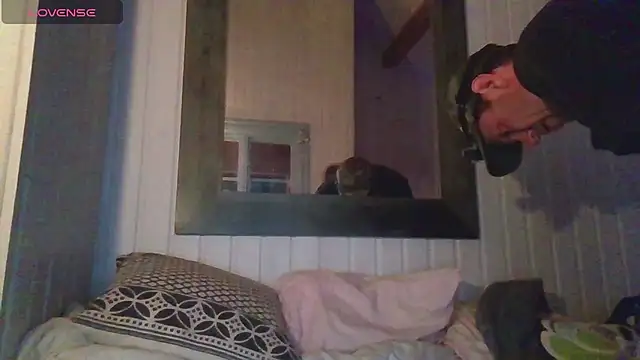 XXX chat uživo modela Stock-Holmes