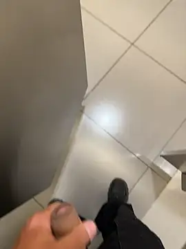 liam_bronwのウェブカメラショー