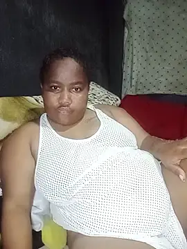 ChubbyMidgetxxx19 Live XXX-Chat