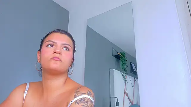 Chat XXX Live MilaFox__