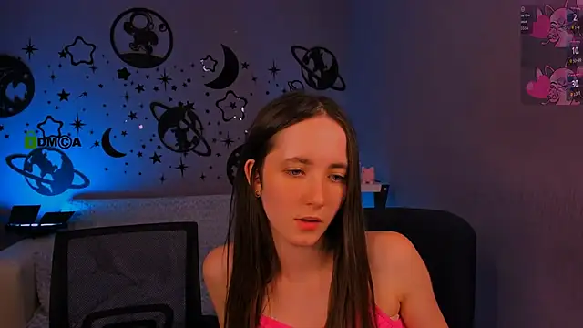 bella_dorn লাইভ XXX চ্যাট