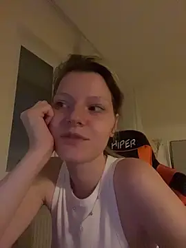 MaryHiggins Chat XXX live