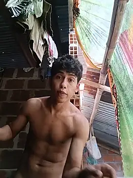 Andres123cv Adlı Modelin Canlı XXX Sohbeti