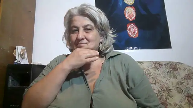 ExquisiteMature's Live XXX Chat