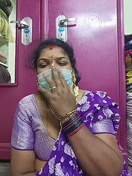 Chat +18 de tamil-kamakanni ao vivo