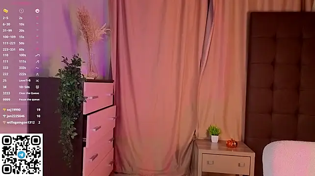 NerixalVire's Live XXX Chat