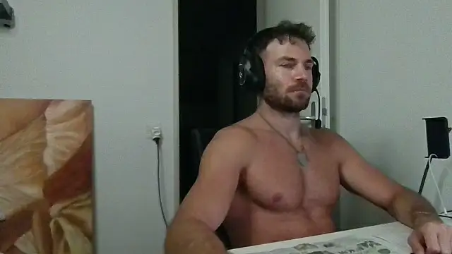 צ'אט XXX בשידור חי של alpha-hunk