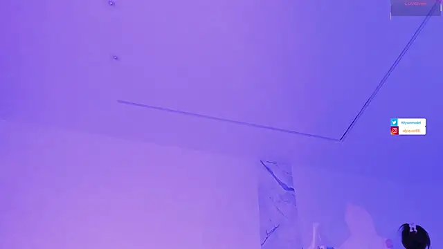 alysson_18 Chat XXX live