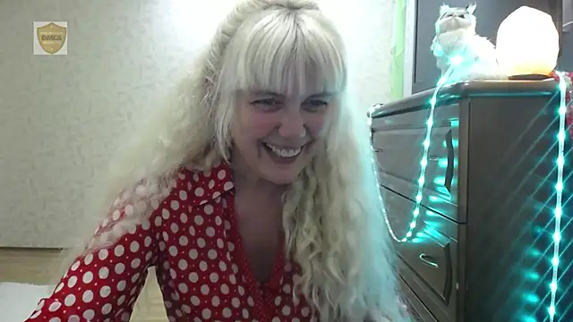 SunnySylvia Live XXX-chat