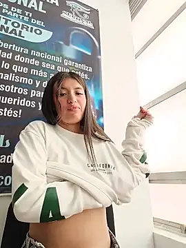 Chat +18 de SALOME-28_ ao vivo