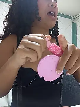 TamaraaHoney's Live XXX Chat