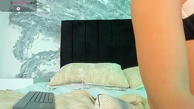 CarolineFyre Live XXX Chat