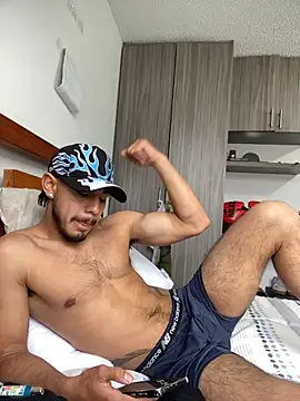 Taylor_DiamondBoyn Live XXX chat