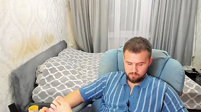 Vladik_b's Webcam Show