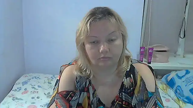 Lusi-777's Live XXX Chat