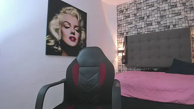 Juan_123__ élő XXX-chatje
