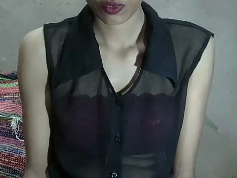 Thirsty_Moni 网络视讯表演
