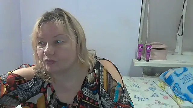 Lusi-777's Live XXX Chat