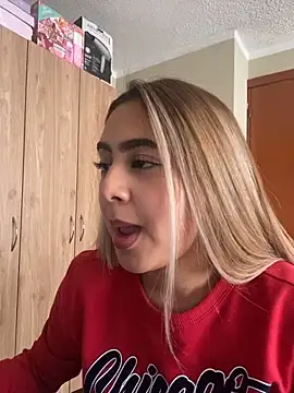 Živý XXX chat Miabonnett_