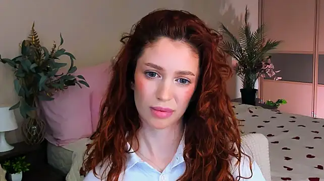 ChristinaConteereeのライブXXXチャット