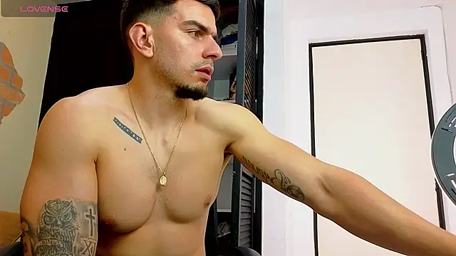 Josh_miller01 Chat XXX in diretta