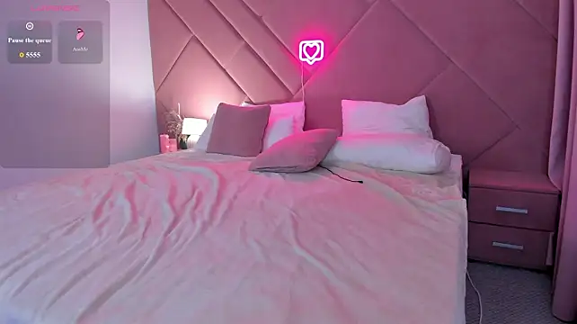 دردشة Chloee_White الجنسية المباشرة