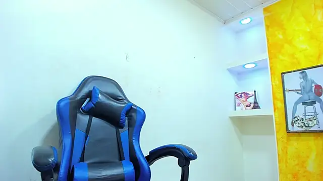 دردشة maia_blaze الجنسية المباشرة