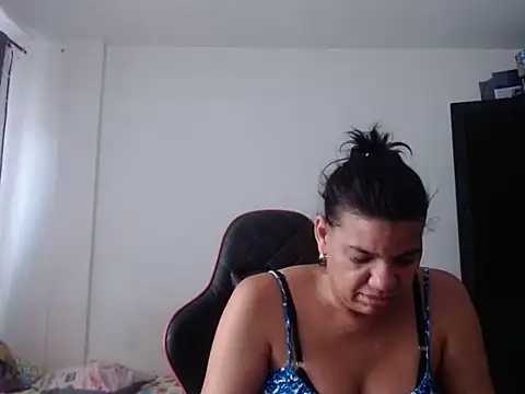Adriana_0312n Live XXX chat