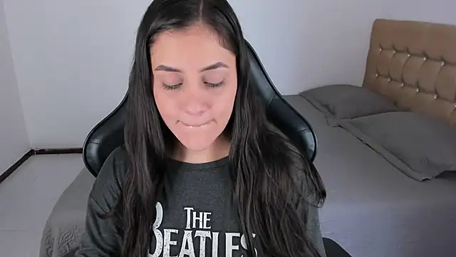 EmmaGrace1999 Live XXX-chat