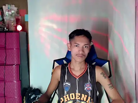 riks_tyler Pertunjukan Webcam