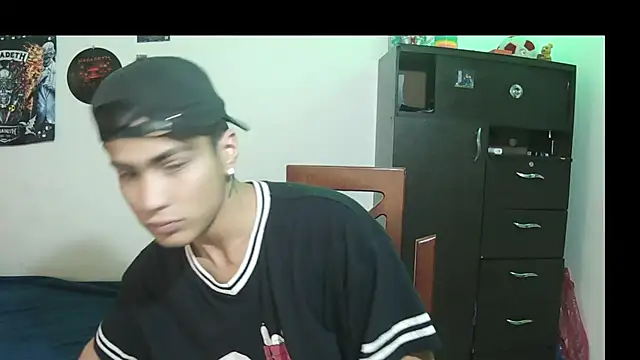Fenix_hardcock Pertunjukan Webcam