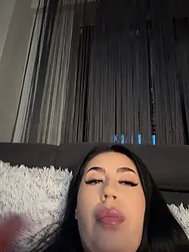 Andrestarr Adlı Modelin Canlı XXX Sohbeti
