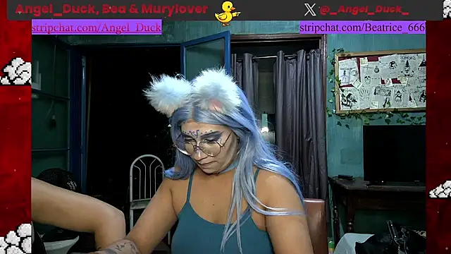 XXX chat uživo modela Angel_Duck