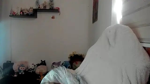 Chat XXX en directo de Shaddycute_