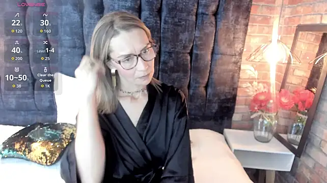 Issa_Milf__ Live XXX-chat