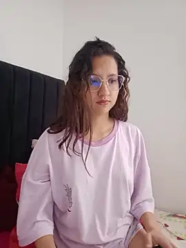 JustVeroo_ Live XXX-chat