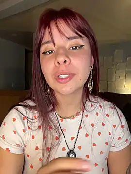 Canneela Adlı Modelin Canlı XXX Sohbeti