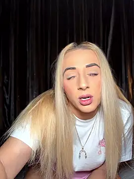 Strongqueen's Live XXX Chat