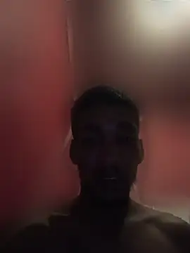 NaughtyGuy0071のウェブカメラショー