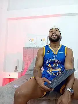 Dante_Knox: διαδικτυακό σόου στην κάμερα