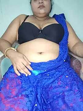 แชท XXX สดของ DESI-DOLLLL