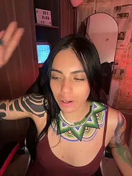 Chat +18 de i_am_nina_ ao vivo