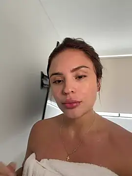 SofiaGomez444's Live XXX Chat
