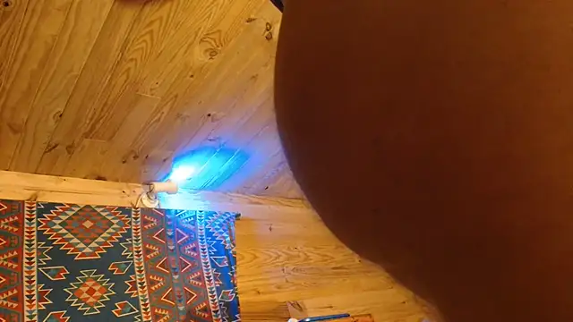 coquinfrenchaud Show Webcam