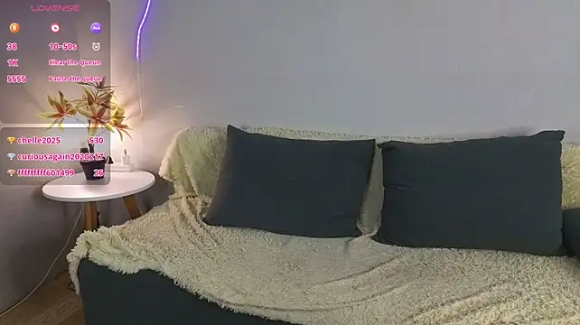 t_blonde XXX чат на живо