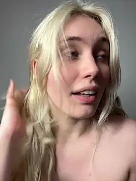 Czat XXX na żywo – LovelyMiu