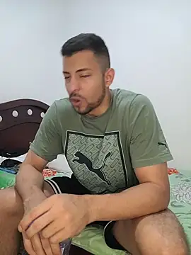 הופעת וובקאם של Cris_LaCobra_