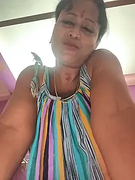 Chat XXX en directo de Little-Roshni