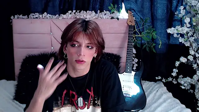 oli_dusk élő XXX-chatje
